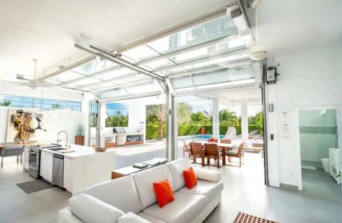 Long Bay Apartment | Entire Villa in Providenciales, Long Bay Beach, Turks and Caicos Islands