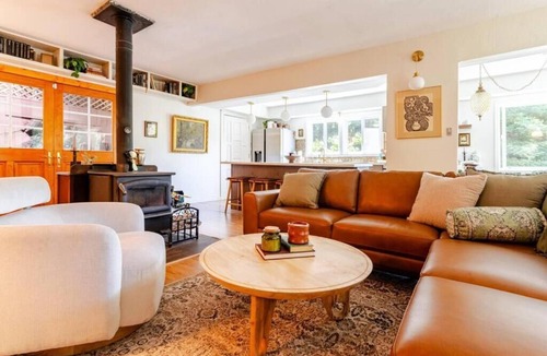 Felton Cabin | Evergreen Escape - Mountains, Beaches, Hottub, Gameroom