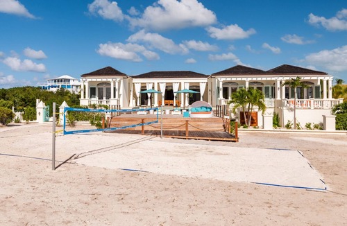 Ocean Point House | Exclusive Oceanfront Villa On Taylor Bay Beach!