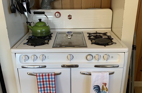 Opal Cliffs House | Family and pet friendly close to beaches. SC Rental Permit 241396