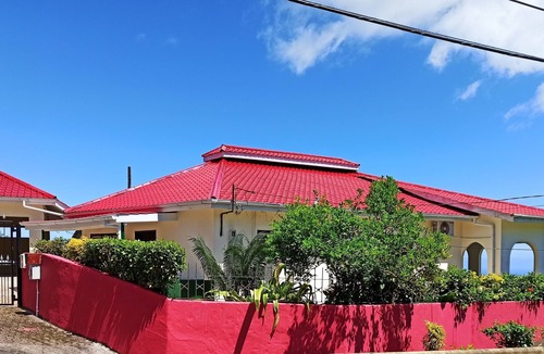 Mahe Island House | Family House