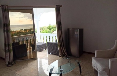 Mahe Island Villa | Family Villa-10 minutes to the beach