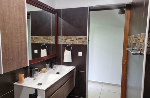 Faaa House | FARE MAPE