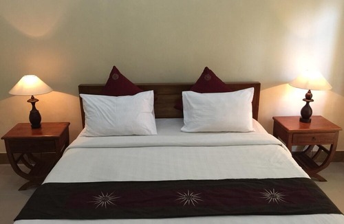 Ubud City-Centre House | Feel the Balinese Ambience in the Heart of Ubud, 10 Mins to Central ubud (Dbl)