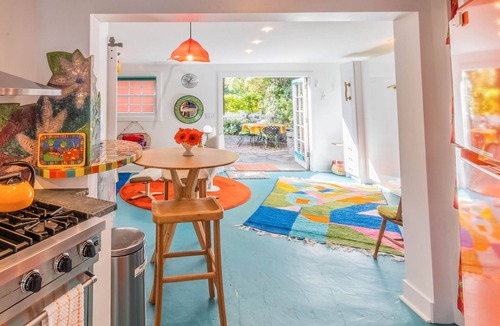 Capitola House | Fun Luxurious Property! 5 min walk to BEACH, Hot tub, putting green, fire-pit!
