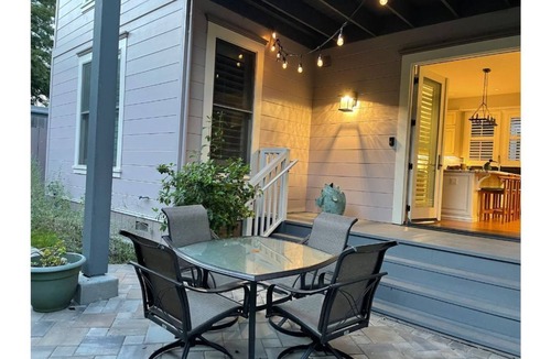 Beach Hill - Beach Flats House | FUNTASTIC beachhouse by boardwalk w EV charger!