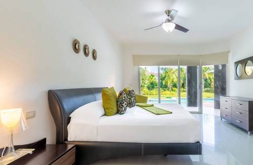 Puerto Juarez Condo | Garden View & Private Pool 2 bedroom 2 bath sleeps 6