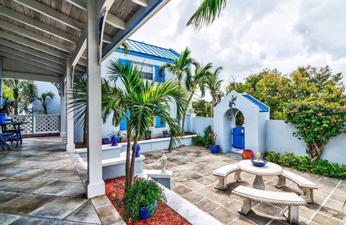 The Bight Villa | Grace Bay Beach Ocean Villas, Jacaranda Villa. Rated #1 On Trip Advisor.