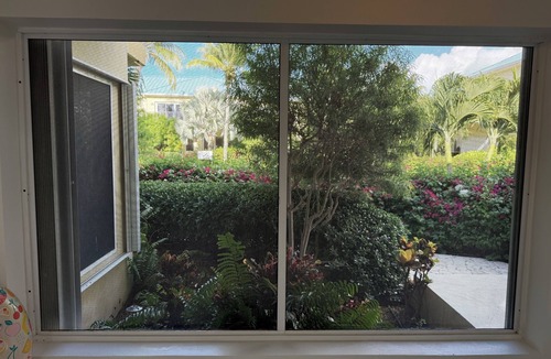 Grace Bay Hills House | Grace Bay Escape - Walk to #1 Beach & Grace Bay Strip. 2 Bedrooms, Shared Pool