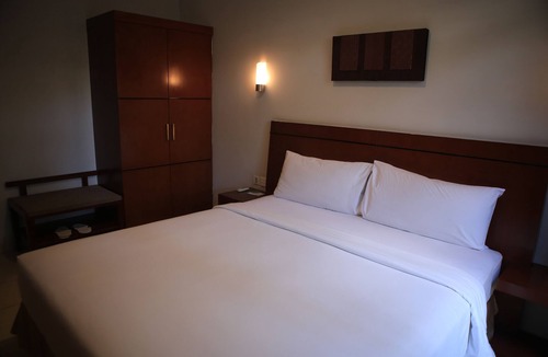 Dewi Sri Hotel | Grand Kuta Hotel and Residence