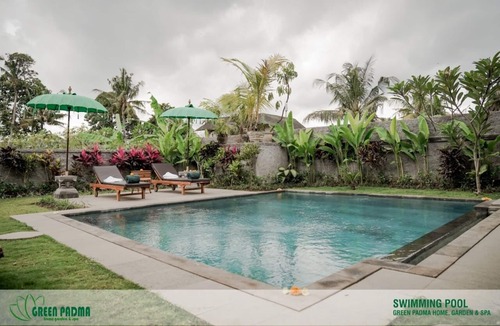 Peliatan Villa | Green Padma Ubud Deluxe Room