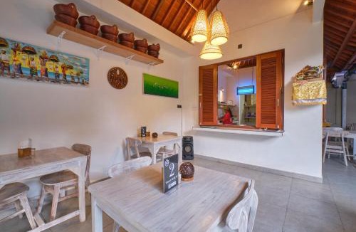 Sambahan House | Gusti Koko Homestay - Minimalist Room
