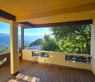 Jimenez House | Habitación con vista a las montañas