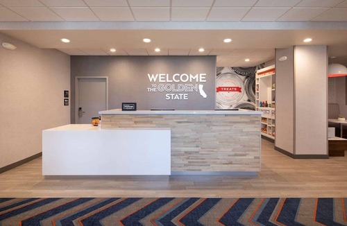 Westside Santa Cruz Hotel | Hampton Inn Santa Cruz West, Ca