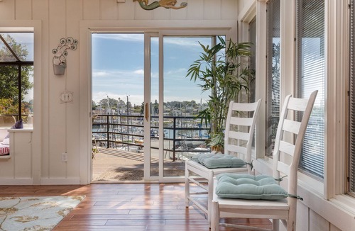 Seabright House | Harborview deck, 3 bed, 4 bath, Hot tub, steps to Seabright Beach in Santa Cruz
