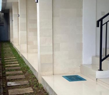 By Pass Ngurah Rai House | Hidden Homestay Jimbaran