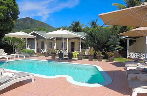 Anse aux Pins Hotel | Hotel La Roussette