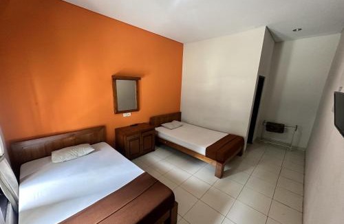 Cokroaminto Hotel | HOTEL WARTA SARI