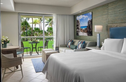 La Isla Resort | Huge beachfront resort in prime Cancun hotel zone location. Full amenities!