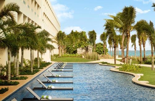 Punta Cancun Resort | Hyatt Ziva Cancun All-Inclusive