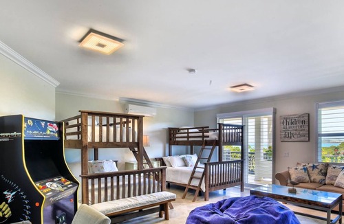 The Bight House | Impulse (6BR): Grace Bay’s Crown Jewel w. Rooftop Lounge, Pool & Staff