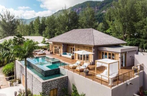 Zig Zag Ward Resort | L'Escale Resort Marina & Spa - Small Luxury Hotels of the World