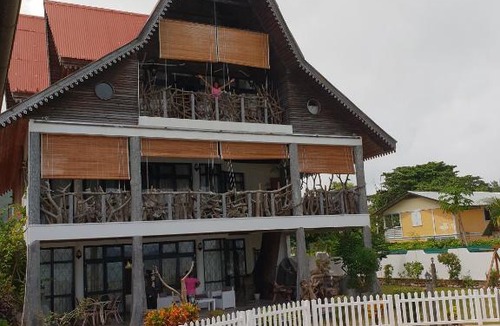 La Digue Villa | La Digue Emerald Villa