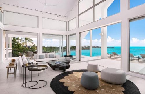Ocean Point Villa | La Mer South, Luxury Oceanfront on Sapodilla Bay
