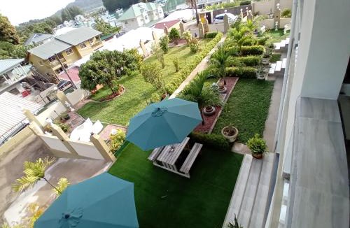 Baie Ste Anne Hotel | La Residence D'Almee Guesthouse