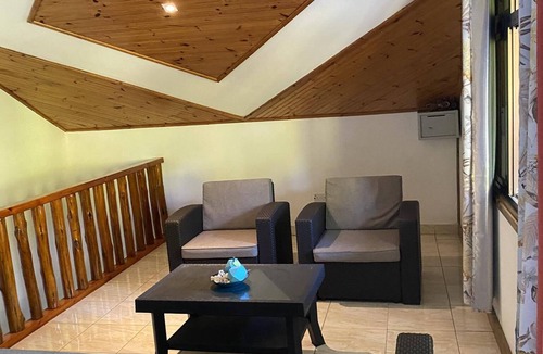 La Digue Bed & Breakfast | La Source Self Catering