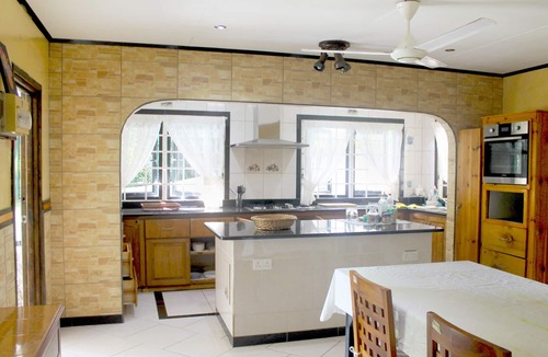 Beau Vallon House | Lapasyans Self-Catering