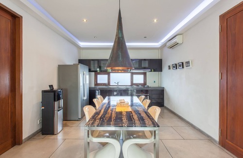 Drupadi Villa | Large Group Villa Center, Seminyak