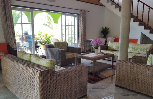 La Passe Bed & Breakfast | Large new room in superb guesthouse. Sea view