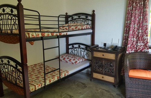 La Passe Bed & Breakfast | Large new room in superb guesthouse. Sea view
