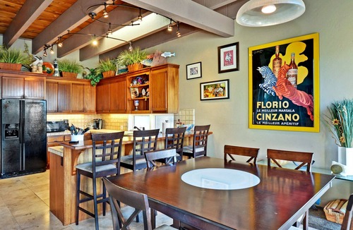 Eastside Santa Cruz House | Lighthouse at Twin Lakes Beach
