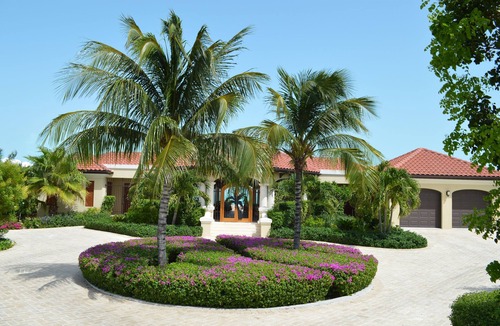 Long Bay Villa | Luxurious Mediterranean Beach Front Villa Located On Long Bay Beach