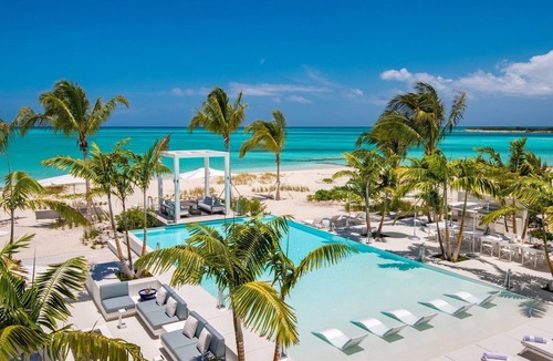 Providenciales Villa | Luxurious Seaside Villa in Turks and Caicos