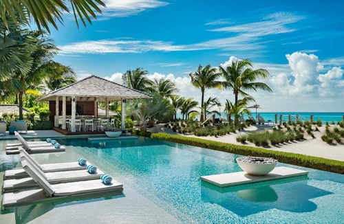 Cockburn Town Villa | Luxurious Villa Sentosa