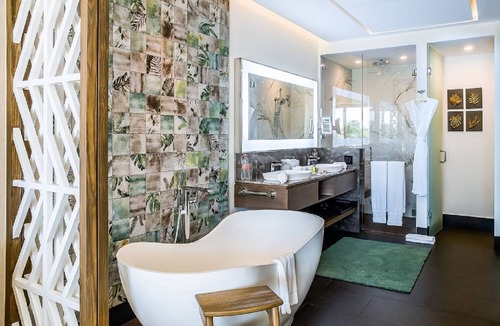 Playa Mujeres Resort | Luxury 1 bdrm Suite at the beautiful Garza Blanca