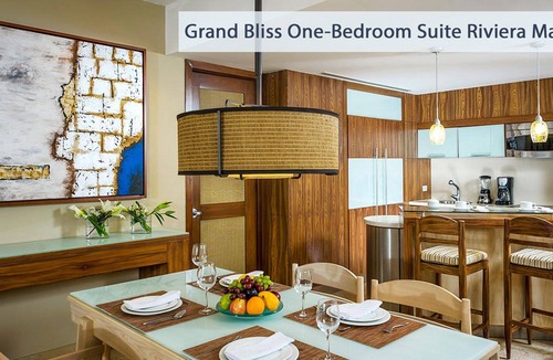 Villa Juarez Condo | Luxury 1-Bedroom Condo Near Cirque Du Soleil At Golf And Spa Jungle Resort