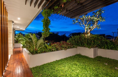 By Pass Ngurah Rai Villa | Luxury 3BR villa with private pool near Uluwatu Bingin surfing beach Jimbaran.