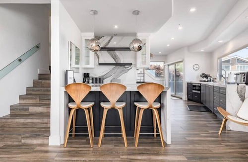 Aptos House | Luxury Aptos Home - Ocean Views & Hot Tub!