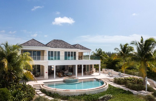 Sandy Point Villa | LUXURY BEACHFRONT Villa on EXQUISITE BEACH, crystal WATER. IN SANDCASTLE ESTATES
