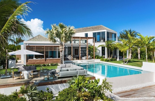 Leeward Settlement Villa | Luxury vacation rental in Turks and Caicos