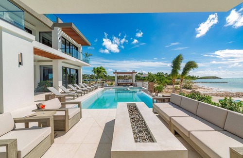Juba Sound Villa | Luxury Villa rental in Turks and Caicos