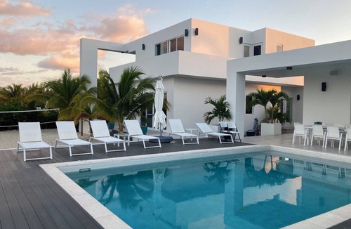 Leeward Settlement Villa | Luxury Villa rental in Leeward, Turk and Caicos Islands