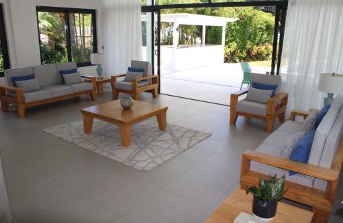 Pointe Au Sel Villa | Lyla Beach Villa