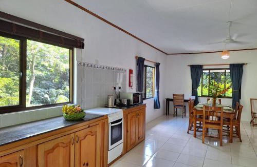 Mahe Island House | Maison Palmier