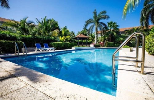 Venetian Road Settlement House | MaryJane Townhouse, Flamingo Park TCI