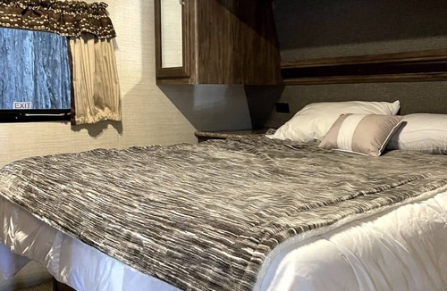 Boulder Creek Cabin | Masood's Lodge